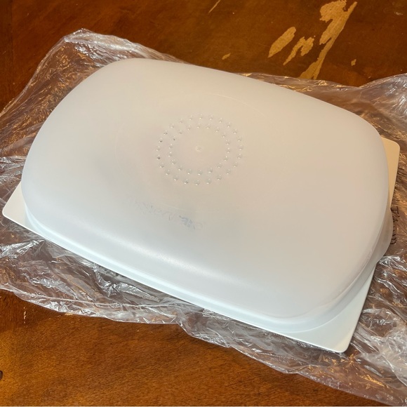 Tupperware CheeSmart Low Rectangular Container - Picture 2 of 9